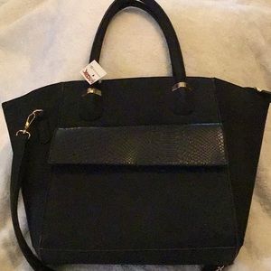 Women’s handbag
